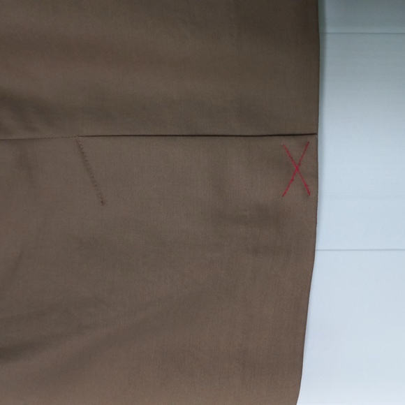 Pencil Skirt Size 2 - Picture 3 of 4